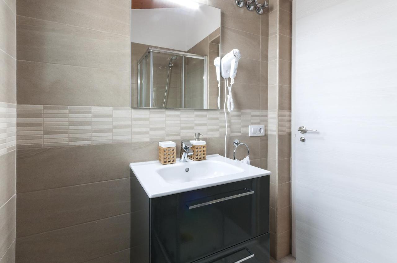 Apartamentos Al-Andalusi เดเนีย ภายนอก รูปภาพ