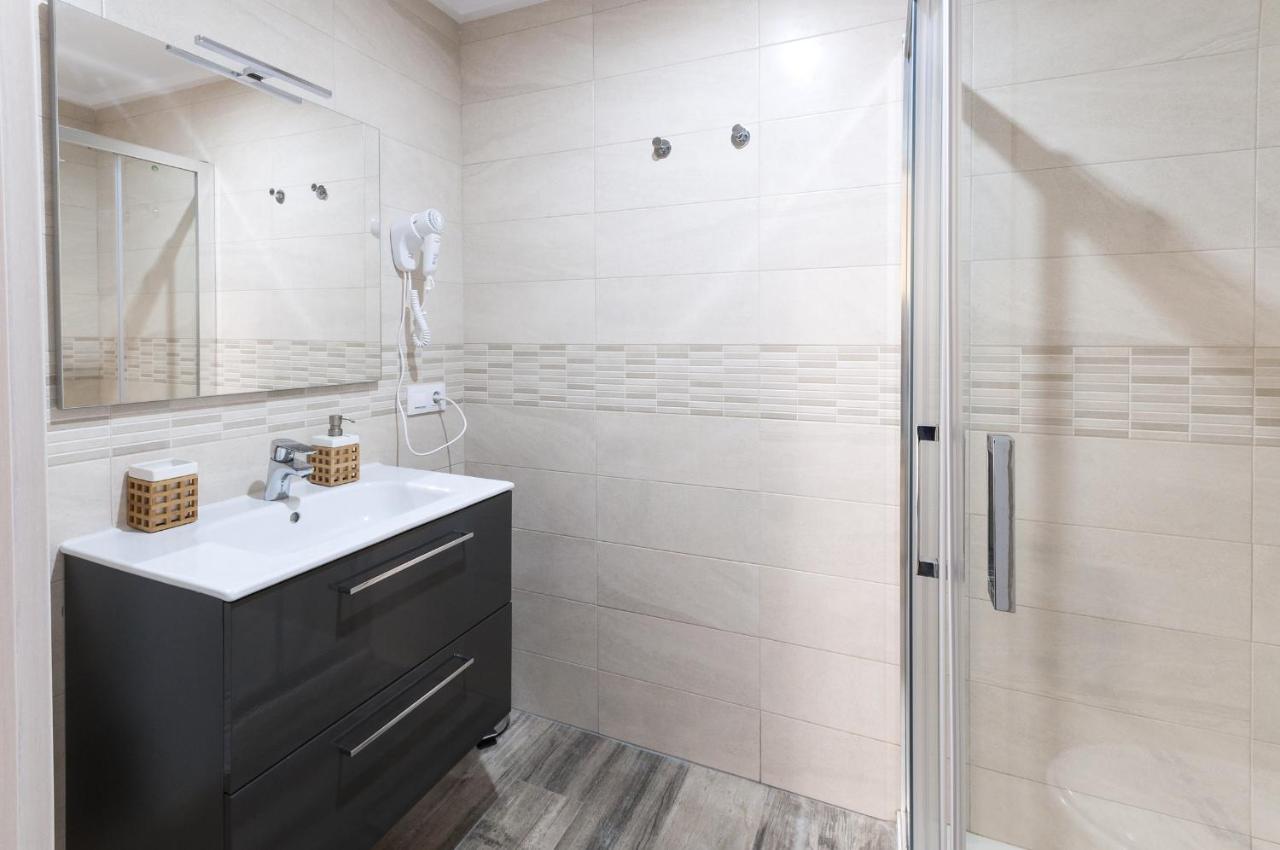 Apartamentos Al-Andalusi เดเนีย ภายนอก รูปภาพ
