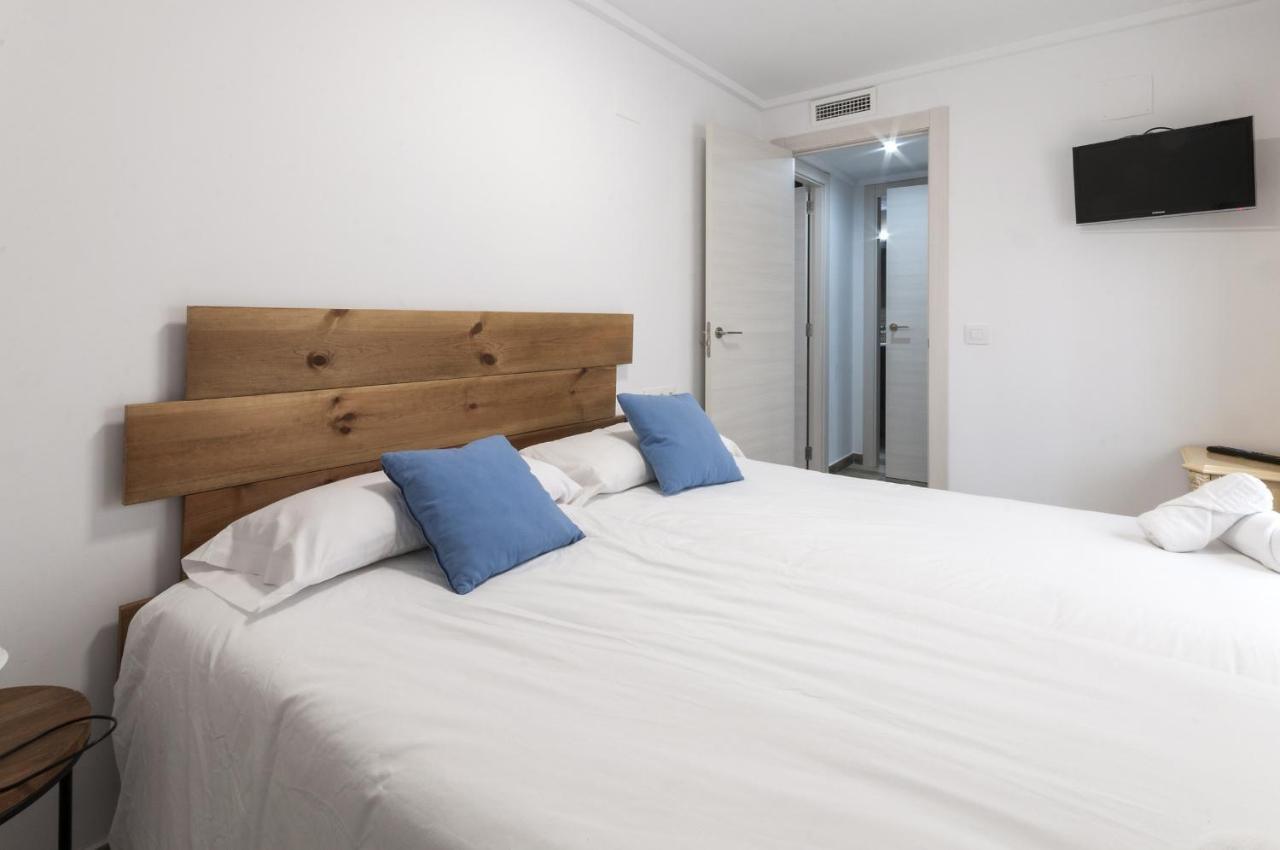 Apartamentos Al-Andalusi เดเนีย ภายนอก รูปภาพ